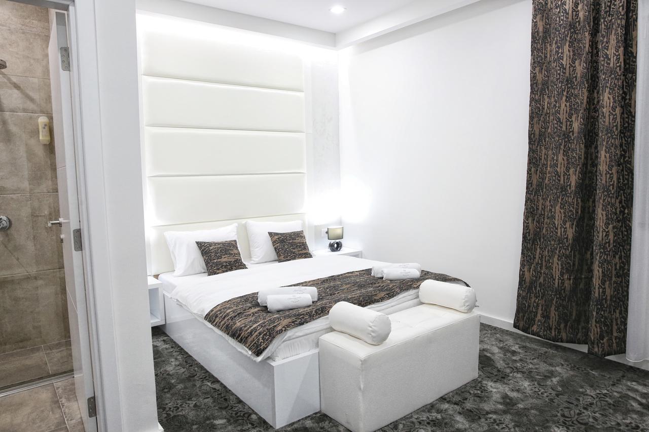 Sunny Hill Garden Bed & Breakfast Stara Pazova Ngoại thất bức ảnh