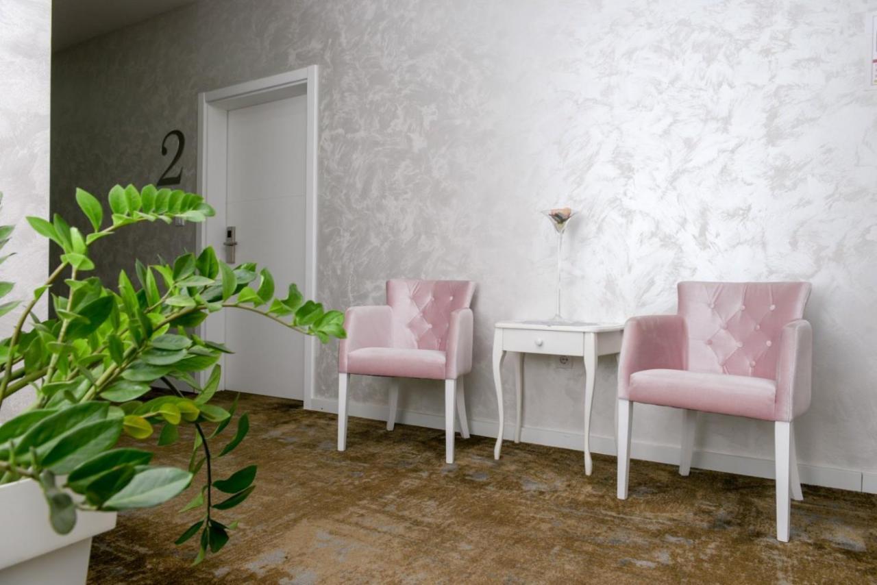 Sunny Hill Garden Bed & Breakfast Stara Pazova Ngoại thất bức ảnh